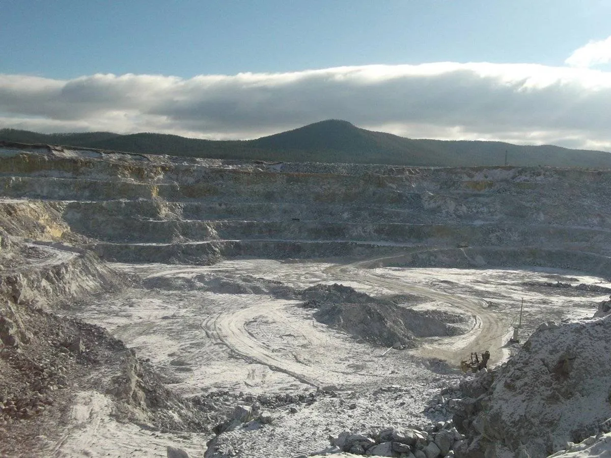 Суоярвский гранитный карьер (Закрыт)